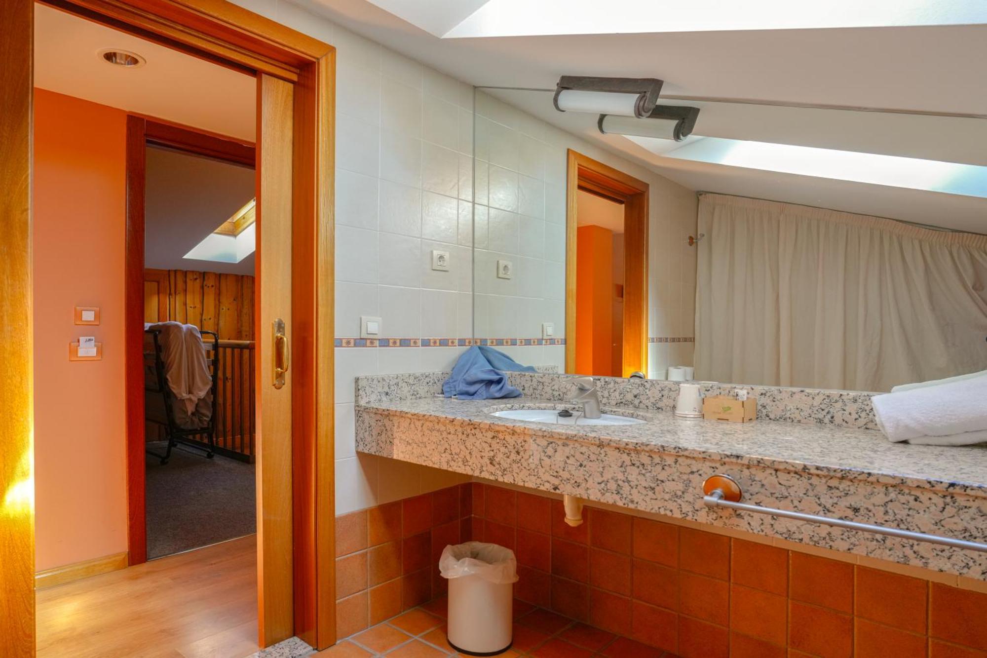 Turpi Hotel